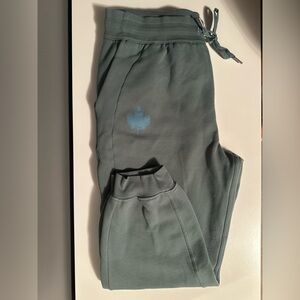 Lululemon Scuba High-Rise Jogger Relaxed Fit Team Canada